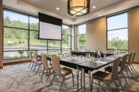 Embassy Suites by Hilton Berkeley Heights Hotels in Summit