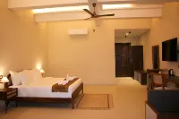 Kashi Anandam Spiritual & Wellness Vedic Village Hotels in Kurhua