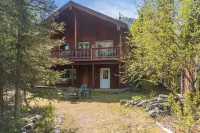 The Price is Right at the Starbright House: Cheery & Quiet Family Home
