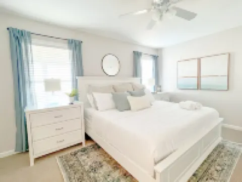 Welcoming Beach House with Private Pool and Hot Tub