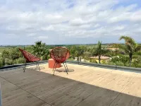 Luxurious villa with pool, jacuzzi and exceptional view! 5 minutes from the beach