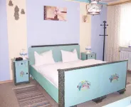 Enjoy your holiday in the contemplative Böbrach in ArberLand near Bodenmais. Hotel a Bobrach