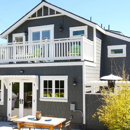 Charming modern bungalow w/ hot tub steps away from the beach