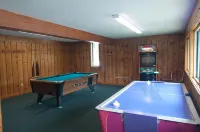 Private 2Bd 2Bath - Sleeps 5/6 Town home In Stowe VT - 15min From The Mountain