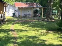 Shingle Mill Cabin on south fork of Caddo River Hotels in Caddo Gap