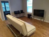 ⁎ 2 Townhomes with Smart TV & Blackout Curtains