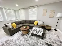 ❤️ Family Friendly POOL Home - 10 mins to Cocoa Beach & Kennedy Space Center! ❤️