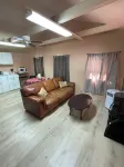 Mountain Avenue Cozy Cabin