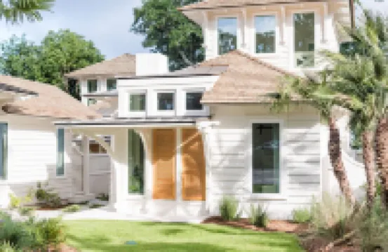 Elegant Cottage on the Bluff Downtown Fairhope (C)