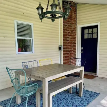 Spacious Farmhouse in Douglas; Walk to Downtown, Waterfront & Saugatuck!