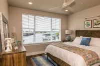 New Lakefront Condo