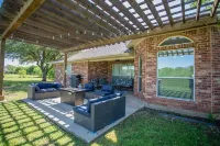 Tranquil Retreat with Sky Views: The Vesper House 14 mins to downtown