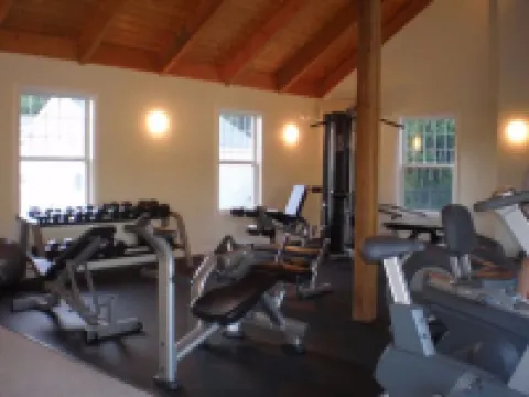 2-bedroom cottage just 3 minutes drive to Moody Beach