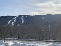 Spacious 1 Br; Views of Loon Mountain!