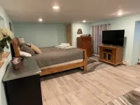 Keuka East: Spacious & Comfy Hotels in Barrington