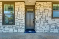 Amazing Waterfront Condo on Possum Kingdom Lake, perfect for families or couples