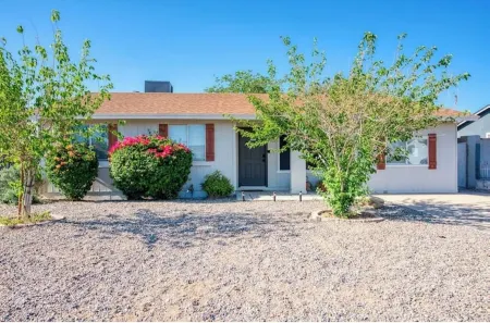 Peoria Retreat w/Grill & Games