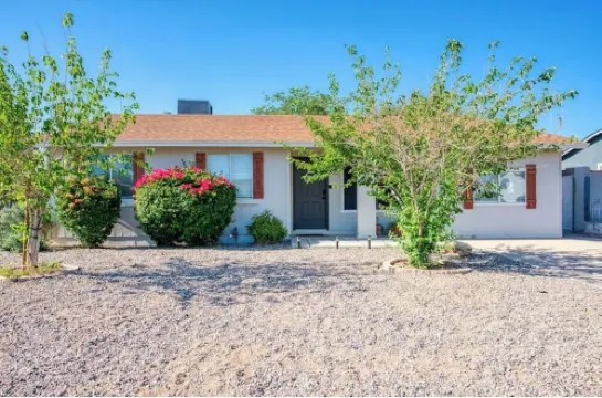 Peoria Retreat w/Grill & Games