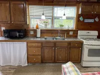 Barters Island Cottage on the Rock Hotels in Boothbay