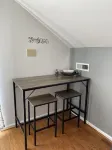 Joyful Loft! Newly renovated loft apartment! Close to Downtown and Universities!