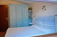 Villa "The lapwing onesemi-detached portion of the sea)