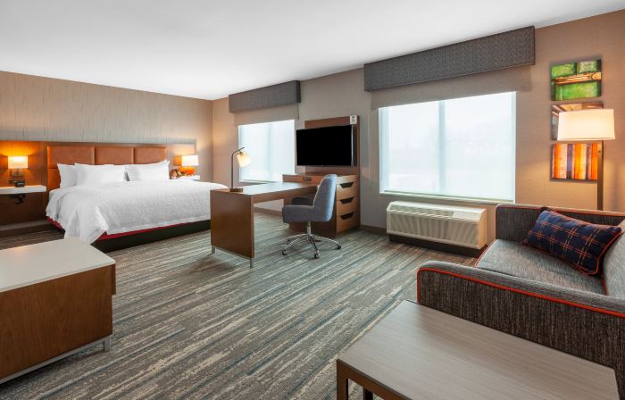 Hampton Inn and Suites by Hilton Bloomfield Hills Detroit