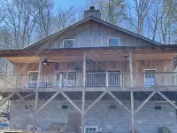 GA Team House Cabin Sleeps many Blairsville Union County, GA