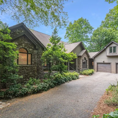Big Canoe Mountain Home with Spectacular Mountain Views - Game room!