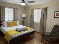 Cozy 2-Bedroom 2-Bath Charmer Hôtels à proximité de : Lake Havasu State Park