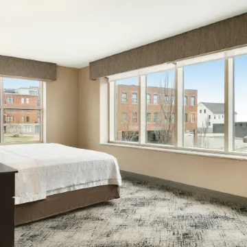 Hampton Inn Portland Downtown - Waterfront