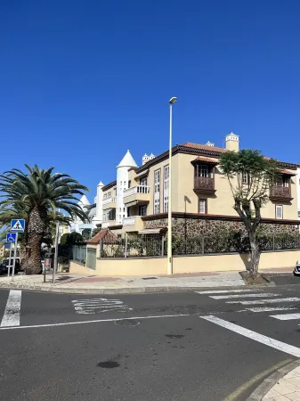 3 room apartment with fantastic views over the Atlantic and Teide