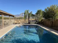 Oro Valley Retreat is the perfect home in the perfect location.