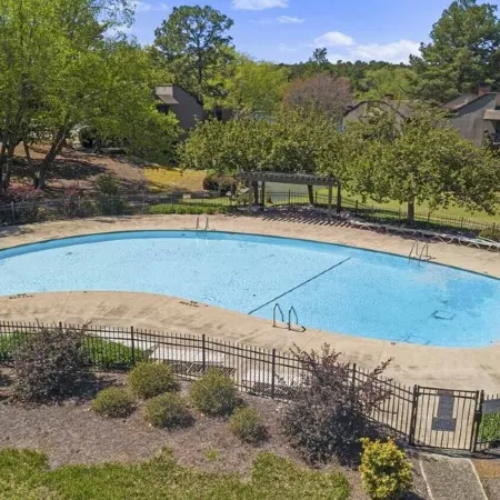 Renovated, Lakefront, Pinehurst #5, Ground Level, 2BR, 2BA, Pool, WiFi, Cable