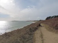 SMALL COTTAGE MESANGES Hotels in Riec-sur-Belon