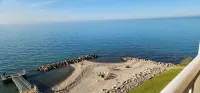 Lakefront Condo 2Br/2ba 208 Indoor Pool, Beach/Balcony. Rent 3/4th Free-Ask - 4-Star