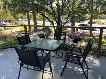 Near Stanford Meta Google. 3 Br 3BA Luxury Home. 2 Car Garage. Fiber High Speed.