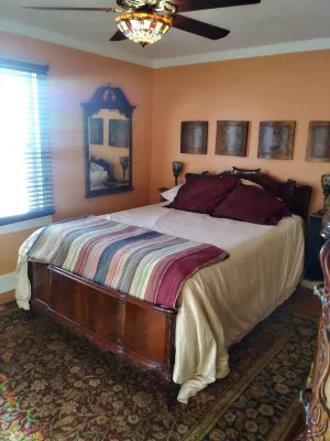 Close to Everything Guntersville!  Pets Welcome ~ Boat Ramp within Sight!