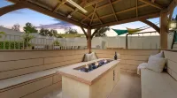 Luxury Private Oasis- 2 King Suites - Pool-Spa-Fire Pit-Sauna-Arcades-Playground