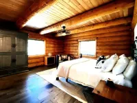 New Build Modern Log Cabin in the Heart of Pine on 2 acres of secluded Forest Hotels in Pine