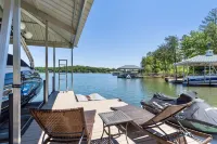 New to Vrbo! Big Water Views, Private Dock, Pool Table, 15 Min Clemson!