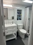 Waikiki Condo high walk score, 2 Bdrms w/doors, pullout sofa