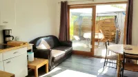 STUDIO with wooden terrace in chalet