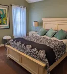 Cozy 3Br w/ Fenced Yard, Porch & Easy City Access- Pets Welcome!