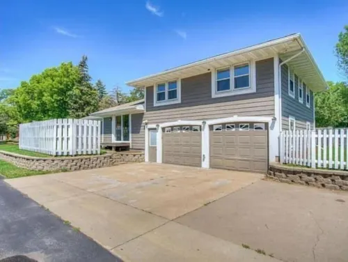 Perfect for Large Groups. 5 mins to MSP & MOA Hotels in Richfield