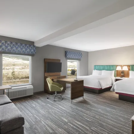 Hampton Inn & Suites by Hilton Kelowna Airport BC