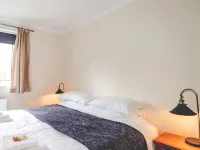 Lovely cosy cottage with stunning loch and mountain views in scenic countryside