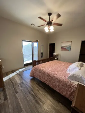 Perfect getaway house! Spacious and private. 4bd 3.5bath with heated pool!