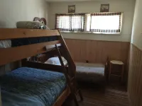 Spacious 3br cabin 4 blks from Leech Lake. All appliances and spectacular patio!