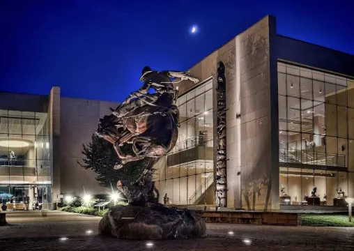 Relaxing 2 beds with 2 separate baths townhouse l Perfect for family or business