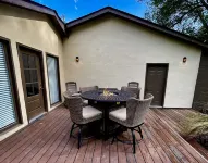 Enjoy the ambiance of Poplar Cottage at Grand Park! Hotels in Westfield